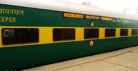 എ സി ട്രെയിനിലെ യാത്ര ഇനി പോക്കറ്റ് കീറിയേക്കും;  നിരക്ക് കൂട്ടുമെന്ന് റെയില്‍വേ