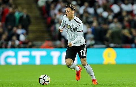 വംശീയതയ്ക്കും ഫാസിസത്തിനുമെതിരേ ഓസില്‍ നേടിയ മനോഹര ഗോള്‍