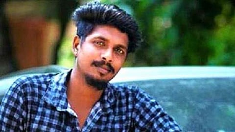 വരാപ്പുഴ കസ്റ്റഡി കൊലപാതകം: പ്രതികളായ പൊലീസുകാരെ തിരിച്ചെടുത്തു