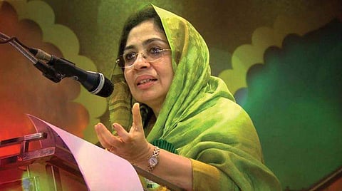 പാദപൂജ: 'നവോത്ഥാനത്തിന്റെ ഈറ്റില്ലവും പോറ്റില്ലവുമായ കേരളീയ സമൂഹത്തെ സര്‍ക്കാര്‍ വെല്ലുവിളിക്കുകയാണ്'