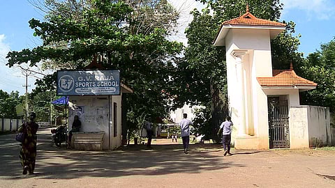 ജിവി രാജയിലെ ഭക്ഷ്യവിഷബാധ : പ്രിൻസിപ്പലിനെതിരെ നടപടി ; കണ്ണൂരിലേക്ക് സ്ഥലംമാറ്റി