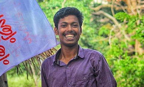 അഭിമന്യുവിന്റെ കൊലപാതകം : പ്രതികളെ തിരിച്ചറിഞ്ഞു ; മുഖ്യപ്രതികള്‍ കേരളം വിട്ടതായും സംശയം, അന്വേഷണം സംസ്ഥാനത്തിന് പുറത്തേക്ക്