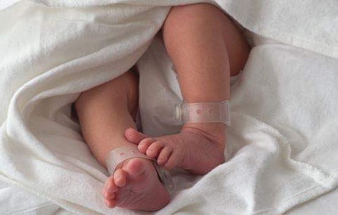 അഭിനന്ദൻ വാ​ഗ ബോർഡറിൽ എത്തിയ ദിനം അവൻ പിറന്നു; ആ പേര് പൊന്നോമനയ്ക്ക് സമ്മാനിച്ച് ദമ്പതികൾ 