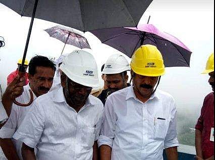 ദുരിതപ്പെയ്ത്തില്‍ കക്ഷിരാഷ്ട്രീയ ഭേദമന്യേ യോജിച്ചു പ്രവര്‍ത്തിച്ചത് നല്ലകാര്യമെന്ന് എംഎം മണി