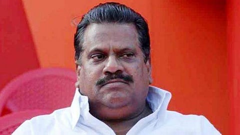 'സാന്റിയാഗോ മാര്‍ട്ടിന്റെ പണം വാങ്ങിയാല്‍ എന്താണ് ? ബാക്കിയുള്ളവരുടെ പണം നല്ല പണവും അയാളുടേത് മോശം പണവുമെന്ന നിലപാടിനോട് യോജിപ്പില്ല' ; വിവാദങ്ങളില്‍ മനസ്സു തുറന്ന് ഇ പി ജയരാജന്‍