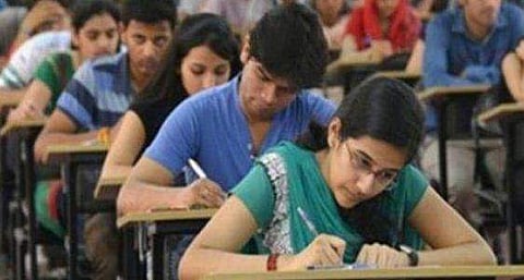 അക്കൗണ്ടന്റ് പരീക്ഷയെഴുതിയ എല്ലാവരും തോറ്റു ! 80 ഒഴിവുകളിലേക്ക് പരീക്ഷ എഴുതിയത് 8000 പേര്‍