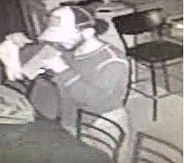 സഹോദരങ്ങള്‍ ക്ഷമിക്കണം, എനിക്കായി പ്രാര്‍ത്ഥിക്കണം; പളളിയില്‍ നിന്ന് ലക്ഷങ്ങളുടെ മോഷണം നടത്തിയ കളളന്റെ കുറിപ്പ് വൈറല്‍ 