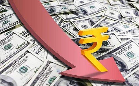 രൂപമില്ലാതെ വീണ്ടും താഴേക്ക് ; ഡോളറിനെതിരെ രൂപയുടെ മൂല്യം 71 ആയി 