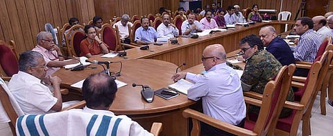 ദുരിതാശ്വാസ നിധിയിലേക്ക് സഹായപ്രവാഹം: 1000 കോടി കവിഞ്ഞു