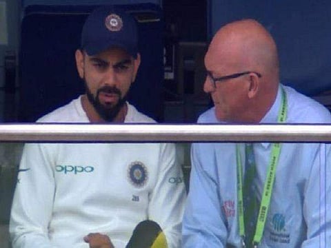 ഉത്തരവാദിത്വങ്ങള്‍ കോഹ് ലിയെ ഓര്‍മിപ്പിച്ച് മാച്ച് റഫറി; മൈക്ക് ഡ്രോപ്പില്‍ താക്കീതെന്ന് സൂചന