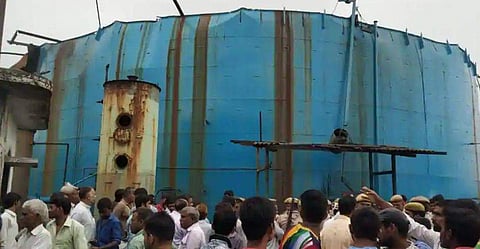 യുപിയില്‍ കെമിക്കല്‍ ഫാക്ടറിയില്‍ സ്‌ഫോടനം ; ആറുമരണം , നിരവധി പേര്‍ക്ക് പരിക്ക്