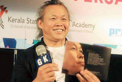 'ചലച്ചിത്ര മേള നിര്‍ത്തരുത്, മനസ് കേരളത്തോടൊപ്പം'; സര്‍ക്കാരിന് കിം കി ഡുക്കിന്റെ കത്ത്