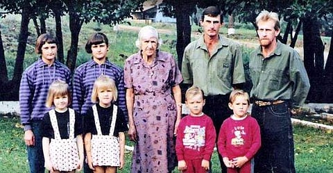 ഇതാ ഇരട്ടക്കുട്ടികളുടെ ഗ്രാമം!രഹസ്യം കണ്ടെത്താനാവാതെ ലോകം