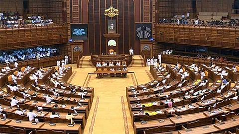 പ്രത്യേക നിയമസഭാ സമ്മേളനത്തിന് ചിലവിട്ടത്കാല്‍ക്കോടി; 118 എംഎല്‍എമാര്‍ യാത്രബത്തയായി മാത്രം കൈപ്പറ്റിയത് എട്ടുലക്ഷം രൂപ