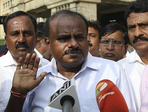 എംഎൽഎമാർക്ക് അഞ്ചു കോടിയും 'മറ്റ് ചിലതും' വാ​ഗ്ദാനം ; സർക്കാരിനെ അട്ടിമറിക്കാൻ സൈന്യത്തെ ഉപയോ​ഗിക്കാനും ബിജെപി പദ്ധതിയിട്ടു, വെളിപ്പെടുത്തലുമായി കുമാരസ്വാമി