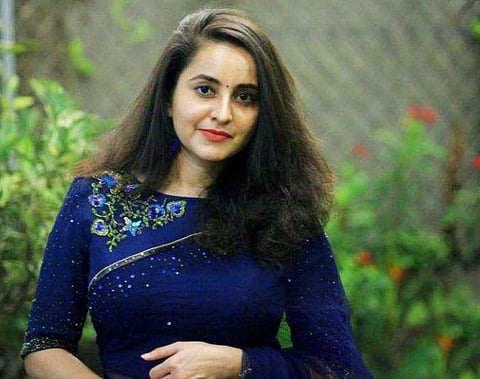 ആര്‍ക്കും ഒരു ദ്രോഹവും ചെയ്യാത്ത ആചാരങ്ങളെ ഇങ്ങനെ ഉന്മൂലനം ചെയ്യേണ്ടതുണ്ടോ? റെഡി ടു വെയ്റ്റ് എന്ന് ഭാമ 