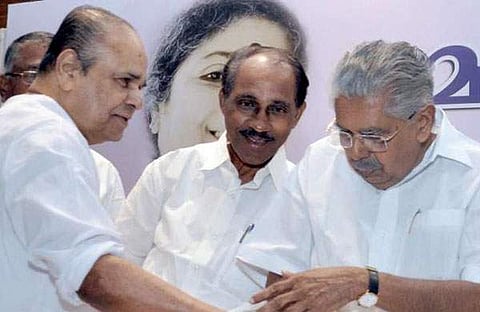 'എനിക്കു മുഖ്യമന്ത്രി ആവണമെന്നുണ്ടായിരുന്നു, വയലാര്‍ രവിക്കും; ഞങ്ങളെ രണ്ടുപേരെയും വെട്ടിയത് ഒരേ ആള്‍' ; തുറന്നു പറഞ്ഞത് ശങ്കരനാരായണന്‍