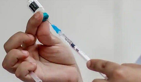 അഞ്ചാം പനിക്കുള്ള പ്രതിരോധ കുത്തിവയ്‌പ്പെടുത്ത 25 സ്‌കൂള്‍കുട്ടികള്‍ക്ക് ശാരീരികാസ്വാസ്ഥ്യം;   ആശുപത്രിയില്‍ പ്രവേശിപ്പിച്ചു