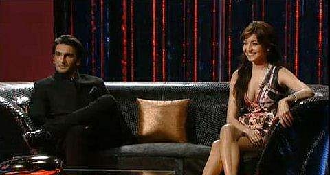 ഹർദികിനും രാഹുലിനും പിന്നാലെ ആ ചാറ്റ് ഷോ രൺവീറിനേയും തിരിഞ്ഞു കുത്തുന്നു; പത്ത് വർഷം മുൻപ് നടത്തിയ പരാമർശങ്ങൾ സ്ത്രീ വിരുദ്ധം