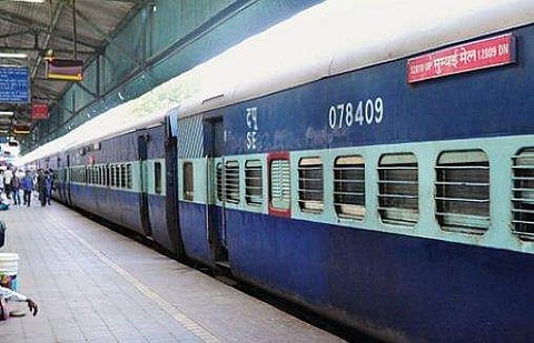 നിയന്ത്രണം നീക്കി ; കോട്ടയം വഴിയുള്ള ട്രെയിന്‍ ഗതാഗതം പുനഃസ്ഥാപിച്ചു