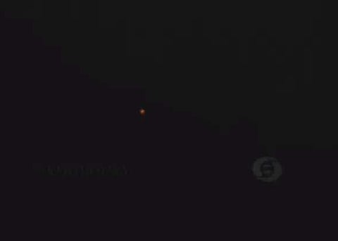 മകരജ്യോതി തെളിഞ്ഞു: ദര്‍ശന പുണ്യം നേടി പതിനായിരങ്ങള്‍; ശരണമന്ത്ര മുഖരിതമായി ശബരിമല