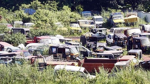 ഇന്‍ഷൂറന്‍സ് ഇല്ലാത്ത വാഹനങ്ങള്‍ പൊലീസ് സ്റ്റേഷനില്‍ നിന്ന് ലഭിക്കില്ല; ഇനി വില്‍പ്പന കോടതി മുഖേനെ