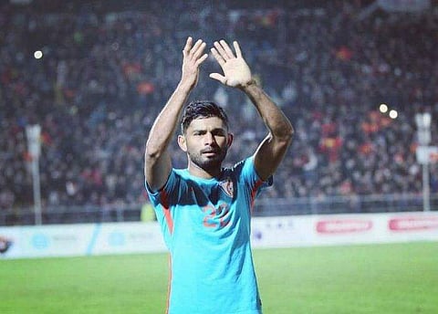 'ഈ വേദന എന്നെ എക്കാലവും വേട്ടയാടും' ; രാജ്യാന്തര ഫുട്‌ബോളില്‍ നിന്ന് വിരമിക്കുന്നുവെന്ന് അനസ് എടത്തൊടിക