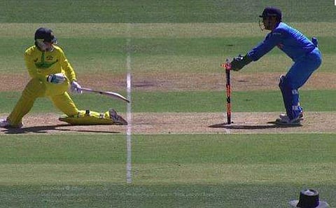 മിന്നല്‍ വേഗം അഡ്‌ലെയ്ഡിലും; ധോനി സ്‌പെഷ്യലില്‍ വീണ് ഓസീസിന്റെ നാലാം വിക്കറ്റ് 