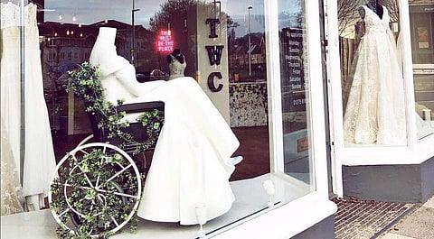 ഇതൊരു ബ്രൈഡല്‍ ഷോപ്പാണ്: പക്ഷേ ഇവിടെയുള്ള വസ്ത്രങ്ങള്‍ക്കൊരു പ്രത്യേകതയുണ്ട്