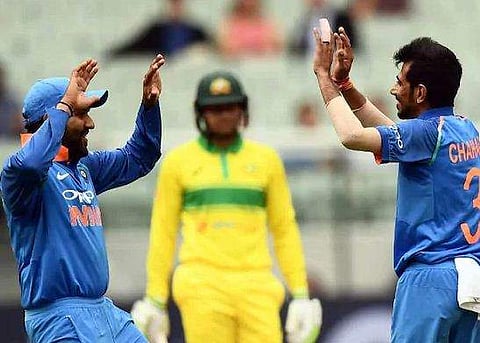 ഇന്ത്യയുടെ ഏകദിന പരമ്പര ജയം 230 റണ്‍സ് അകലെ; ആറ് വിക്കറ്റ് വീഴ്ത്തി ചഹലിന്റെ തകര്‍പ്പന്‍ തിരിച്ചുവരവ്‌