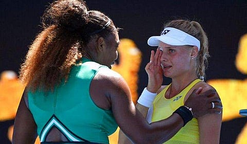 കരയരുത്, നീ നന്നായി കളിച്ചു ; എതിരാളിയെ സാന്ത്വനിപ്പിച്ച് സെറീന  (വീഡിയോ) 