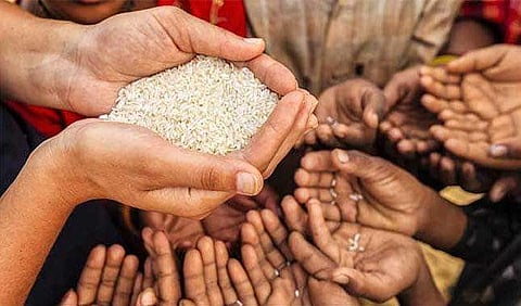 ഇന്ത്യന്‍ ശതകോടീശ്വരന്മാരുടെ വരുമാനത്തില്‍ ഓരോ ദിവസവും 2200 കോടി രൂപയുടെ വര്‍ധന; രാജ്യത്തിന്റെ മൊത്തം സമ്പത്തിന്റെ 50 ശതമാനം ഒരു ശതമാനം സമ്പന്നരുടെ കയ്യില്‍ 