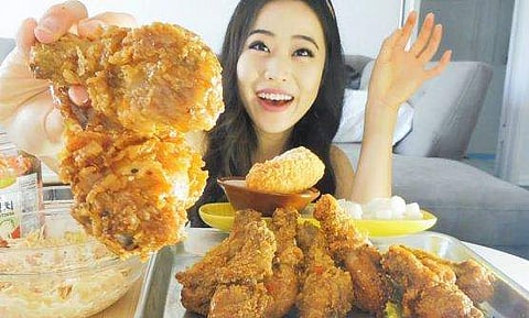 ഫ്രൈഡ് ചിക്കന്‍ ആരോഗ്യത്തിന് അത്ര 'ക്രിസ്പി'യാവില്ല ; സ്ത്രീകളിലെ മരണനിരക്ക് കൂട്ടുന്നു !