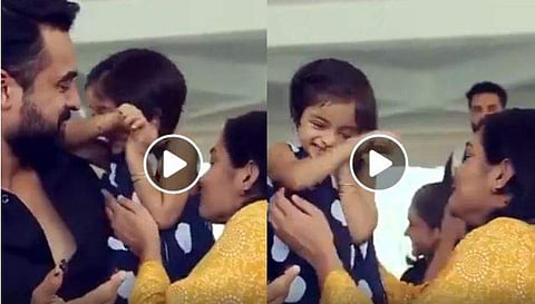 ഉമ്മ കിട്ടിയ ഉടനെ നാണിച്ച് മുഖമൊളിപ്പിച്ച് ഇസ: പാര്‍വ്വതിയുടെയും ടൊവിനോയുടെ മകളുടെയും രസകരമായ വീഡിയോ