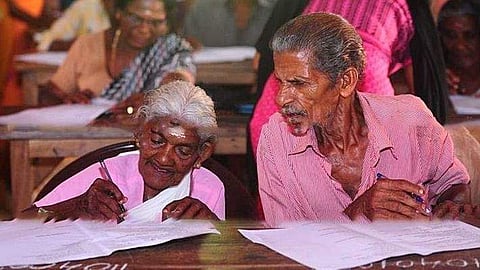 പ്രായത്തെ തോല്‍പ്പിച്ച  ഒന്നാംറാങ്ക്: തുല്യതാപരീക്ഷയില്‍ 100ല്‍ 98 മാര്‍ക്ക് നേടിയ കാര്‍ത്ത്യായനിയമ്മ