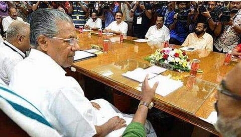 പ്രവാസികളെ ആകർഷിക്കാൻ ഡിവിഡന്റ് പദ്ധതി; പ്ര​തി​മാ​സം 10 ശ​ത​മാ​നം മി​നി​മം ലാ​ഭ​വി​ഹി​തം, ഓർഡിനൻസ് ഇറക്കും