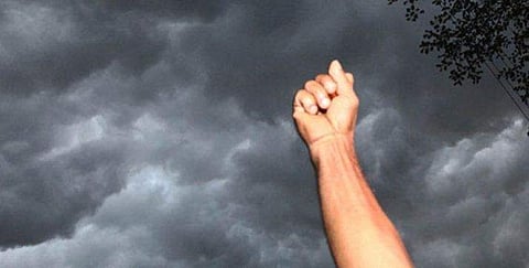 ദേശീയ പണിമുടക്ക് നാളെ അര്‍ധരാത്രി മുതല്‍; കട അടപ്പിക്കില്ല; സ്വകാര്യ വാഹനങ്ങള്‍ ഓടും