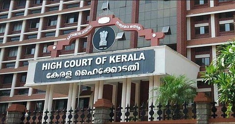 മിന്നല്‍ ഹര്‍ത്താലിന് വിലക്ക്; ഏഴുദിവസം മുമ്പ് നോട്ടീസ് നല്‍കണം ;  നഷ്ടപരിഹാരം ആഹ്വാനം ചെയ്യുന്നവരില്‍ നിന്നും ഈടാക്കണമെന്ന് ഹൈക്കോടതി