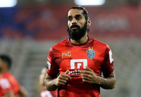 സന്ദേശ് ജിങ്കന് പരിക്ക്; ബ്ലാസ്റ്റേഴ്‌സിനും ഇന്ത്യയ്ക്കും തിരിച്ചടി, അതൃപ്തിയില്‍ ബ്ലാസ്റ്റേഴ്‌സ്‌