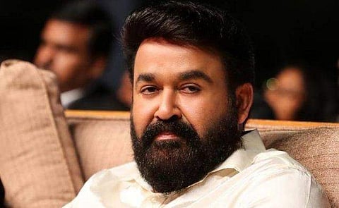 മോഹൻലാലിന്റെ ആനക്കൊമ്പ് കേസ് പിൻവലിക്കാൻ സർക്കാർ; കോടതിയിൽ അപേക്ഷ നൽകി