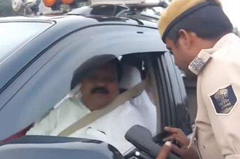 ഔദ്യോഗിക കാറില്‍ സണ്‍ ഫിലിം ഒട്ടിച്ച് എംഎല്‍എയുടെ നിയമ ലംഘനം; പിഴ ഈടാക്കി പൊലീസ് (വീഡിയോ)