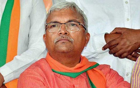 മുസ്‌ലിം യുവാവിനെ വിവാഹം കഴിക്കണമെന്ന് ആഗ്രഹം, അച്ഛന്‍ ഉപദ്രവിക്കുന്നു, മറ്റൊരു വിവാഹത്തിന് നിര്‍ബന്ധിക്കുന്നു, വീടു വിട്ടിറങ്ങി മകള്‍; ബിജെപി നേതാവില്‍ നിന്ന് സംരക്ഷണം തേടി കോടതിയില്‍