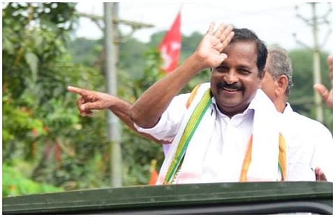 വോട്ട് ചോദിക്കാന്‍ വന്ന യുഡിഎഫ് സ്ഥാനാര്‍ത്ഥിയെ പള്ളിയില്‍നിന്ന് ഇറക്കിവിട്ടു; പിന്നില്‍ എംഎല്‍എയുടെ സഹായിയെന്ന് ആരോപണം, സിപിഎം ഗൂഢാലോചനയെന്ന് മോഹന്‍രാജ്