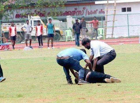 ചോരയില്‍ മുങ്ങിയ ഹാമര്‍ എറിയാന്‍ നല്‍കി, തലച്ചോര്‍ പുറത്ത് വന്ന് അഫീല്‍ കിടക്കുമ്പോഴും സംഘാടകരുടെ ക്രൂരത