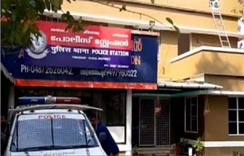 വിഷം കഴിച്ച് യുവാവ് പൊലീസ് സ്റ്റേഷനില്‍; സിഐ ഇടപെട്ടു; 35കാരന്‍ ജീവിതത്തിലേക്ക്