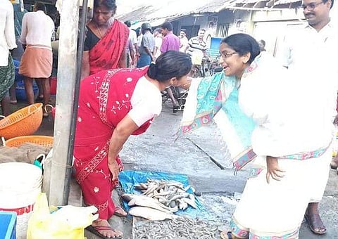 ഷാനിമോള്‍ തെരഞ്ഞെടുപ്പ് പ്രചാരണത്തില്‍