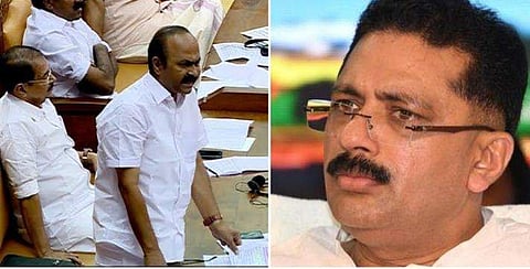 'ഒരു പൂ ചോദിച്ചാല്‍ പൂങ്കാവനം തന്നെ നല്‍കും ; അദാലത്തുകളില്‍ അവതരിക്കുന്ന ഭഗവാന്‍'; മന്ത്രി ജലീലിനെ പരിഹസിച്ച് വി ഡി സതീശന്‍