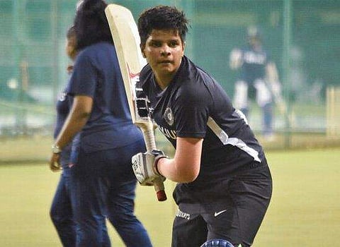 ആണ്‍കുട്ടിയായി ആള്‍മാറാട്ടം നടത്തി പരിശീലനം; ഇന്ത്യന്‍ ടീമിലേക്ക് വന്നത് ആ ഗതികേടും പിന്നിട്ട്‌