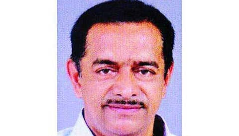 കാര്‍ പാലത്തില്‍ നിന്ന് മറിഞ്ഞ് സിപിഎം നേതാവ് മരിച്ചു