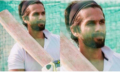 ക്രിക്കറ്റ് ബാറ്റുമായി പരിശീലനത്തിനിറങ്ങി ഷാഹിദ് കപൂര്‍; 'ആബ് കീ ബാര്‍ 300 കോടി'യെന്ന് ആരാധകര്‍ 